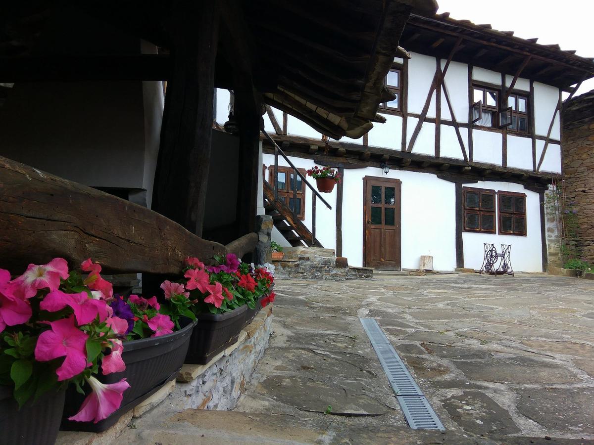 Dedovite Kashti Stefanovo (Lovech) Exterior foto